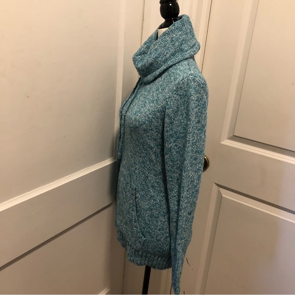 Ll Bean ladies knitted turtleneck sweater size xs - Picture 3 of 6